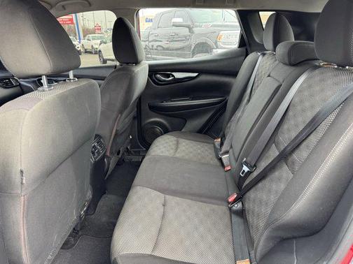 2018 Nissan Rogue Sport SV