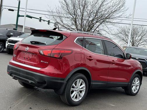 2018 Nissan Rogue Sport SV