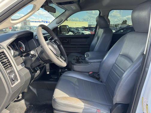 2018 RAM 2500 Tradesman Crew Cab 4x4 6'4' Box