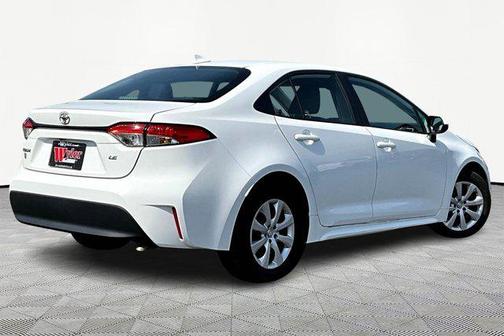 Ice Cap 2024 Toyota Corolla LE