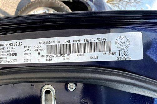 True Blue Pearlcoat 2017 RAM 1500 Laramie