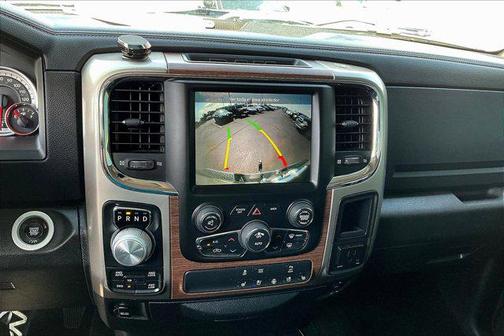 True Blue Pearlcoat 2017 RAM 1500 Laramie