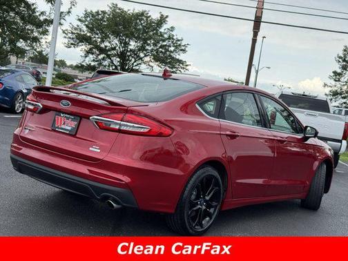 2020 Ford Fusion SE