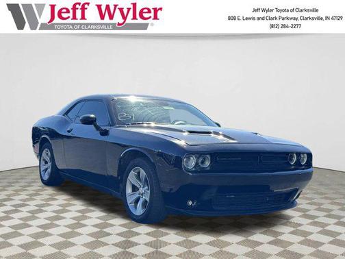 2021 Dodge Challenger SXT