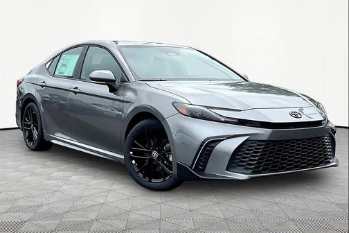 01l5 2026 Toyota Camry SE