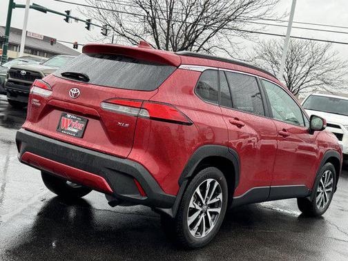 2023 Toyota Corolla Cross XLE