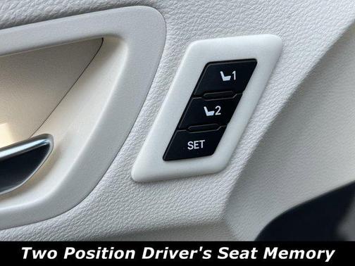 2023 Toyota Sienna Platinum