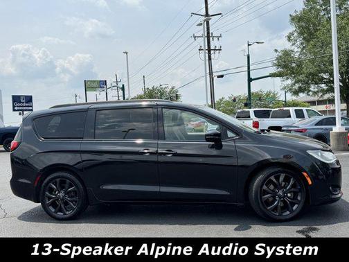 2019 Chrysler Pacifica Limited