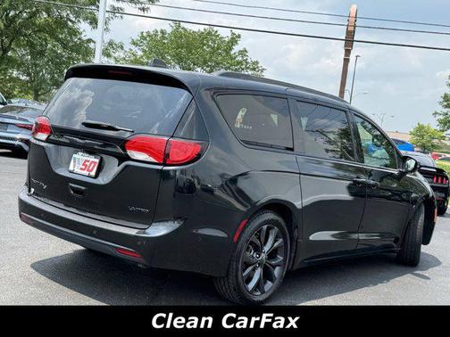 2019 Chrysler Pacifica Limited