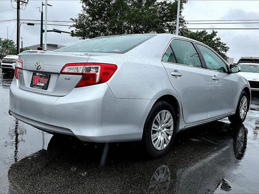 Classic Silver Metallic 2012 Toyota Camry LE