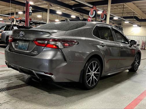 Predawn Gray Mica 2024 Toyota Camry Hybrid SE