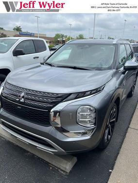 Mercury Gray Metallic 2023 Mitsubishi Outlander PHEV SEL