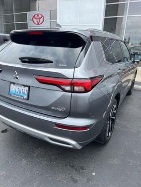 Mercury Gray Metallic 2023 Mitsubishi Outlander PHEV SEL