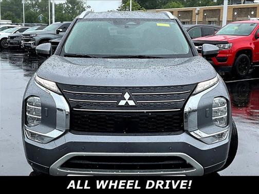 Mercury Gray Metallic 2023 Mitsubishi Outlander PHEV SEL