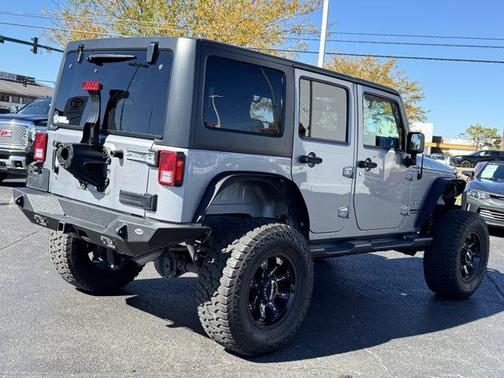 2017 Jeep Wrangler Unlimited Sahara