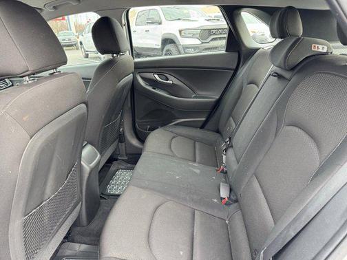 2018 Hyundai Elantra GT Base