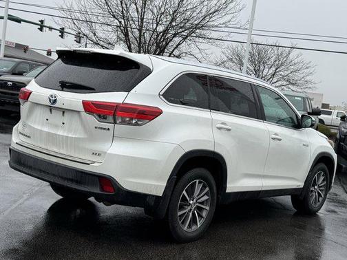 2019 Toyota Highlander Hybrid XLE