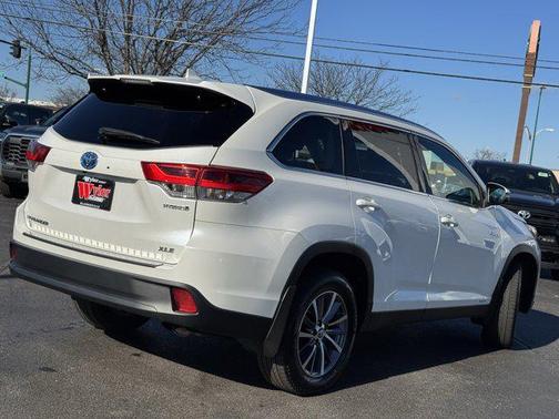 2019 Toyota Highlander Hybrid XLE