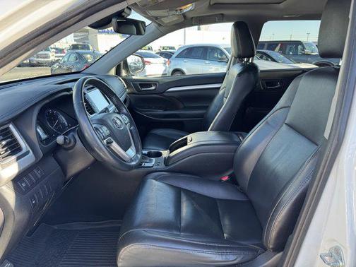 2019 Toyota Highlander Hybrid XLE