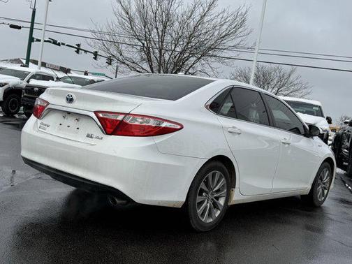2017 Toyota Camry Hybrid XLE