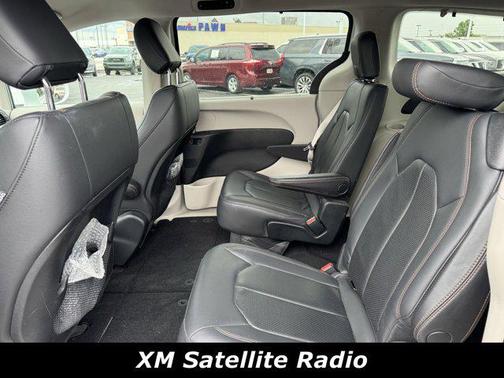 2018 Chrysler Pacifica Touring-L