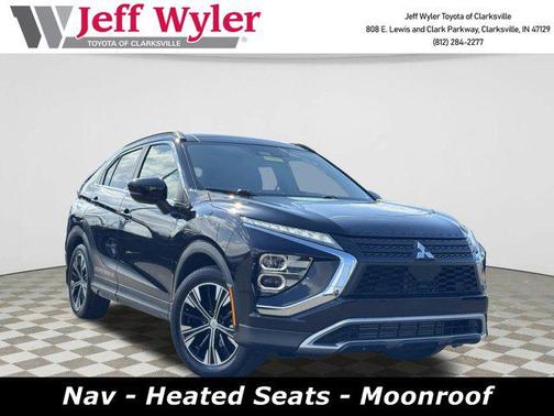 Labrador Black Pearl 2022 Mitsubishi Eclipse Cross SE