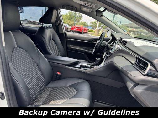 2020 Toyota Camry SE