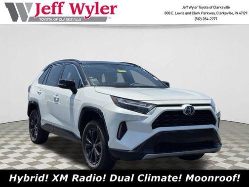 2022 Toyota RAV4 Hybrid SE