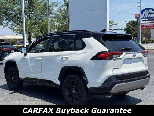 2022 Toyota RAV4 Hybrid SE