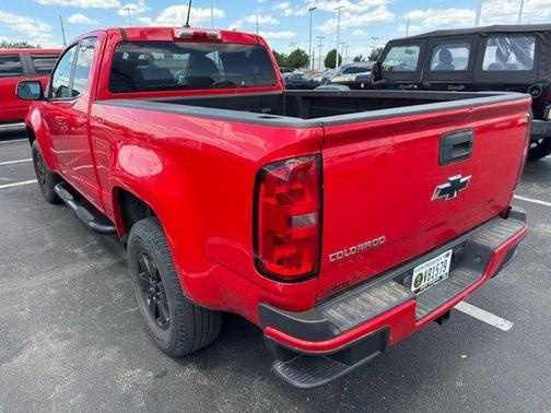 Red Hot 2015 Chevrolet Colorado WT