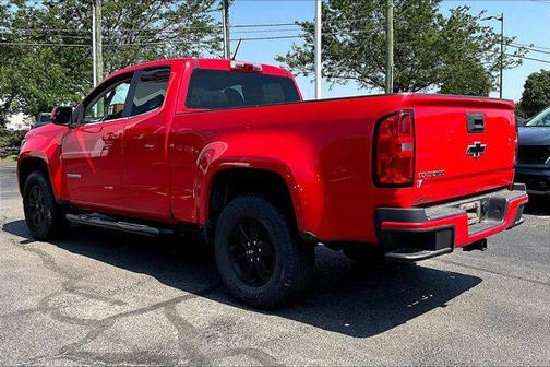 Red Hot 2015 Chevrolet Colorado WT
