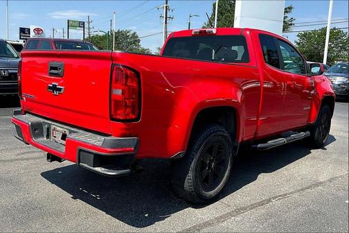 Red Hot 2015 Chevrolet Colorado WT