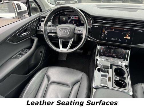 2022 Audi Q7 55 Premium Plus