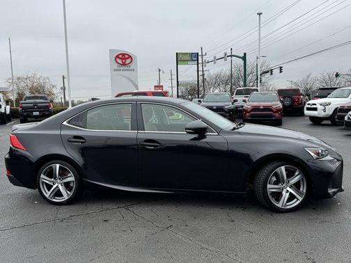 2018 Lexus IS 300 Base