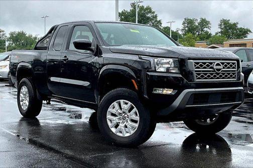 Super Black 2022 Nissan Frontier SV