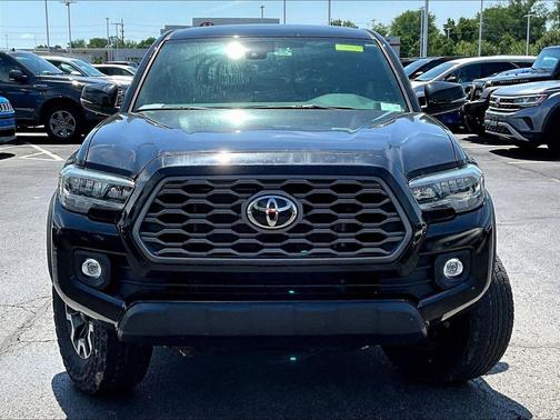Black 2023 Toyota Tacoma TRD Sport