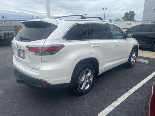 2016 Toyota Highlander Limited