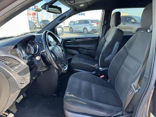 2020 Dodge Grand Caravan SE