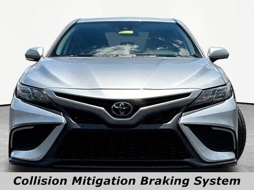 Celestial Silver Metallic 2023 Toyota Camry SE