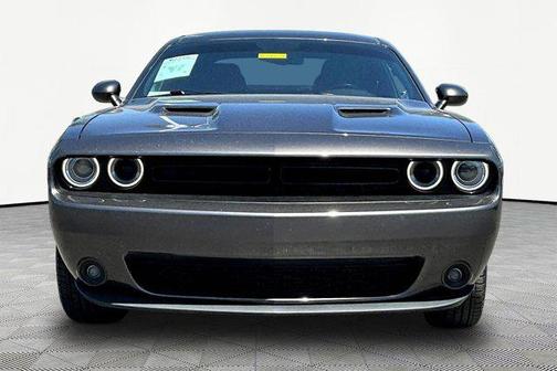 Granite Pearlcoat 2020 Dodge Challenger SXT
