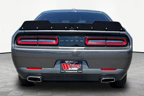 Granite Pearlcoat 2020 Dodge Challenger SXT