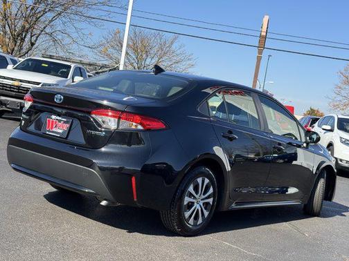 2022 Toyota Corolla Hybrid SE