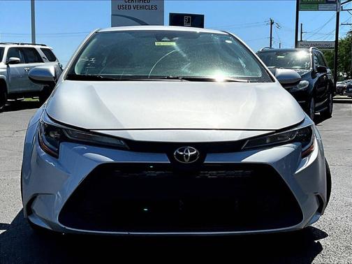 Classic Silver Metallic 2022 Toyota Corolla LE
