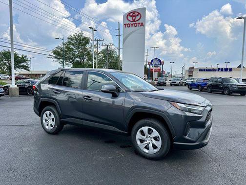 2025 Toyota RAV4 LE