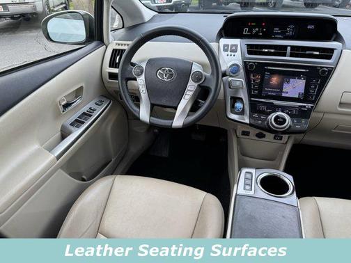 2016 Toyota Prius v Four
