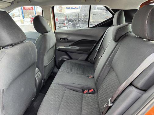 2022 Nissan Kicks SV