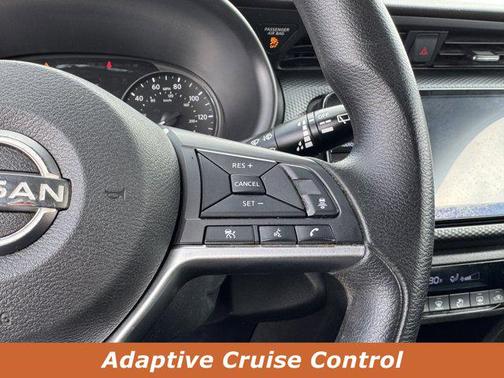 2022 Nissan Kicks SV