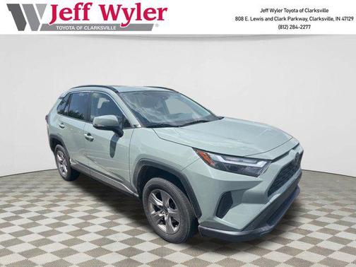 2022 Toyota RAV4 XLE