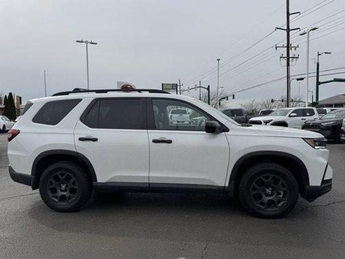 2023 Honda Pilot AWD TrailSport