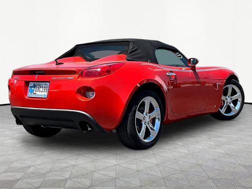 Brazen (Inferno Orange Metallic) 2008 Pontiac Solstice GXP
